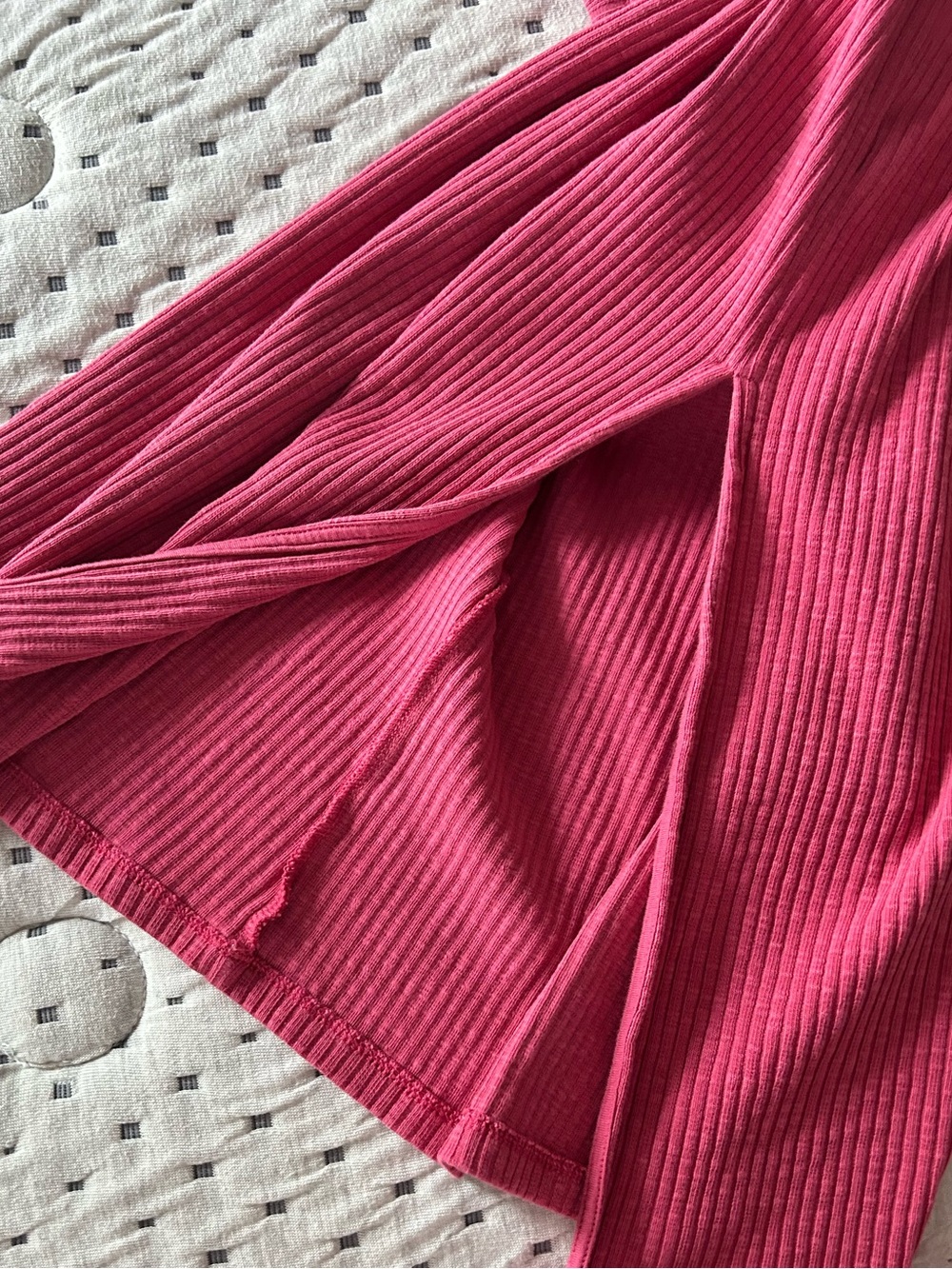 Halter Ribbed Maxi Dress with Slit 🦵 - Rose Pink - Picture 3 of 4